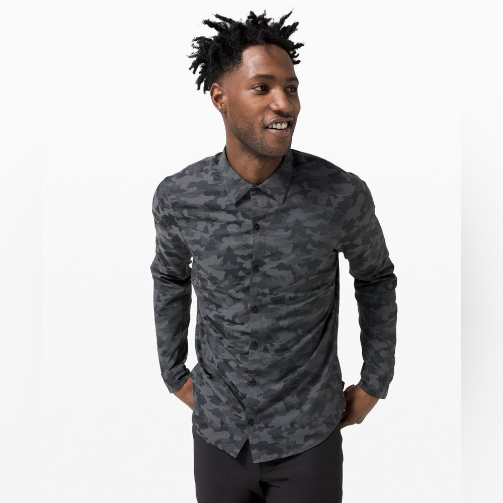 Lululemon Athletica Gray Men’s Down to the Wire Shirt Camo